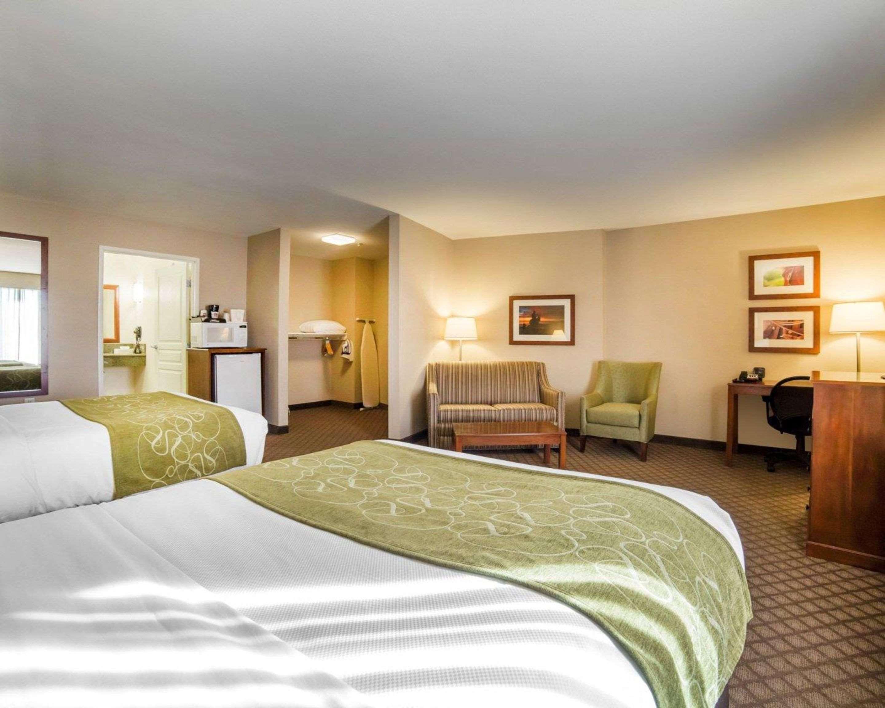 Comfort Suites Fernley Exterior photo