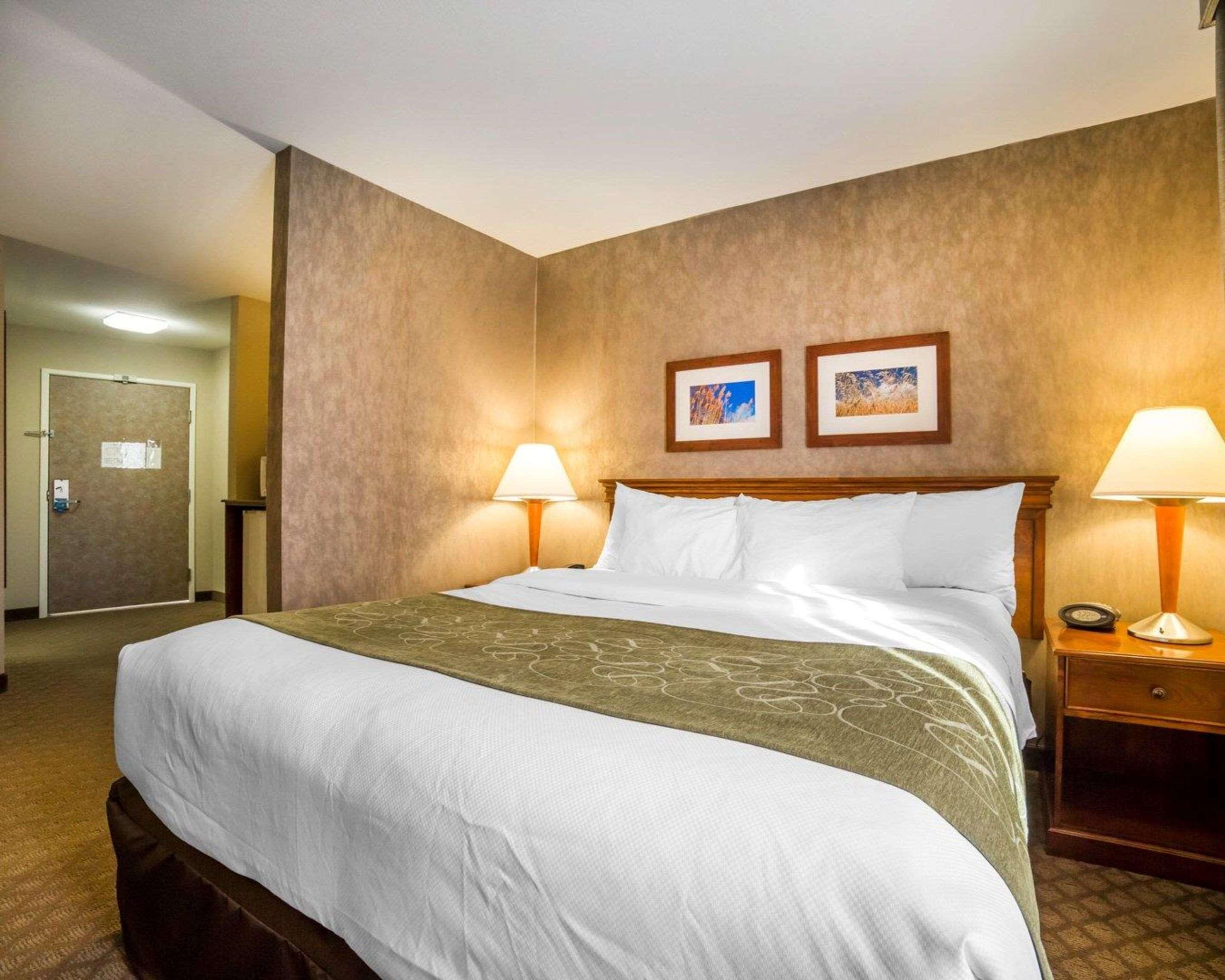Comfort Suites Fernley Exterior photo